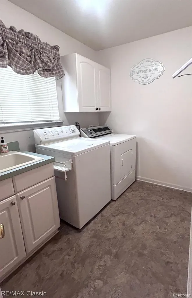 1596 Alsdorf Avenue Rochester Hills City MI 48309