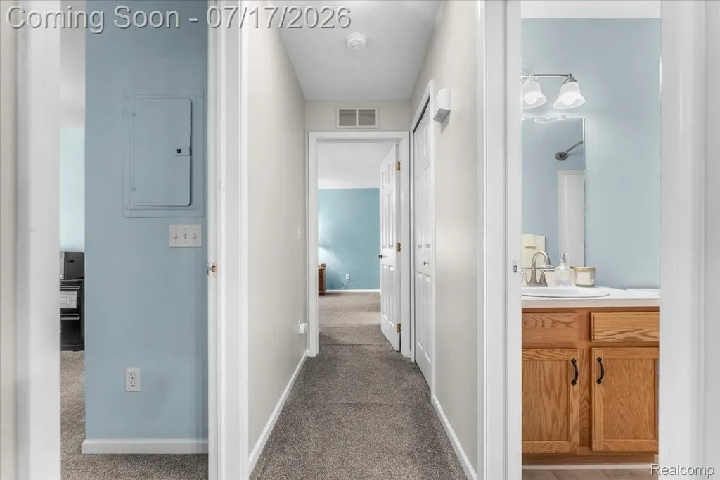 2929 Cottonwood Drive Waterford Charter Township MI 48328