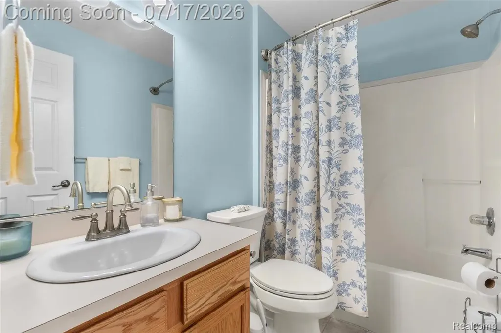 2929 Cottonwood Drive Waterford Charter Township MI 48328