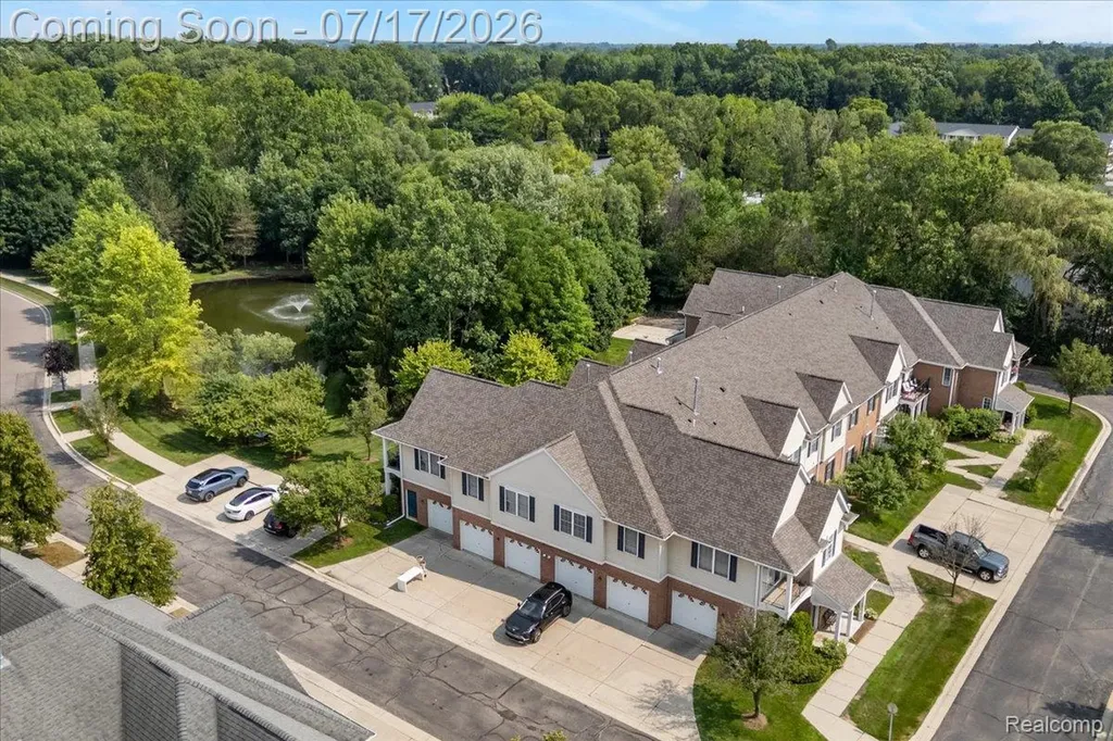 2929 Cottonwood Drive Waterford Charter Township MI 48328