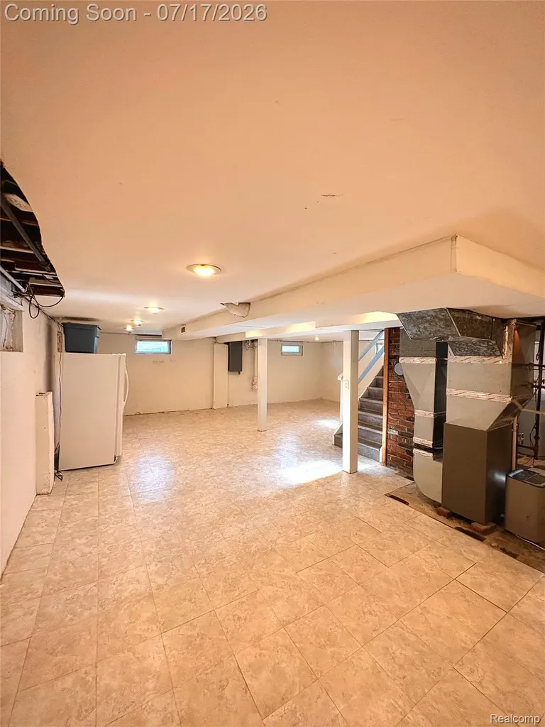 326 Smith Avenue Milan City MI 48160