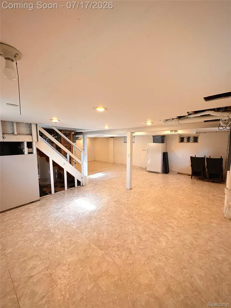 326 Smith Avenue Milan City MI 48160