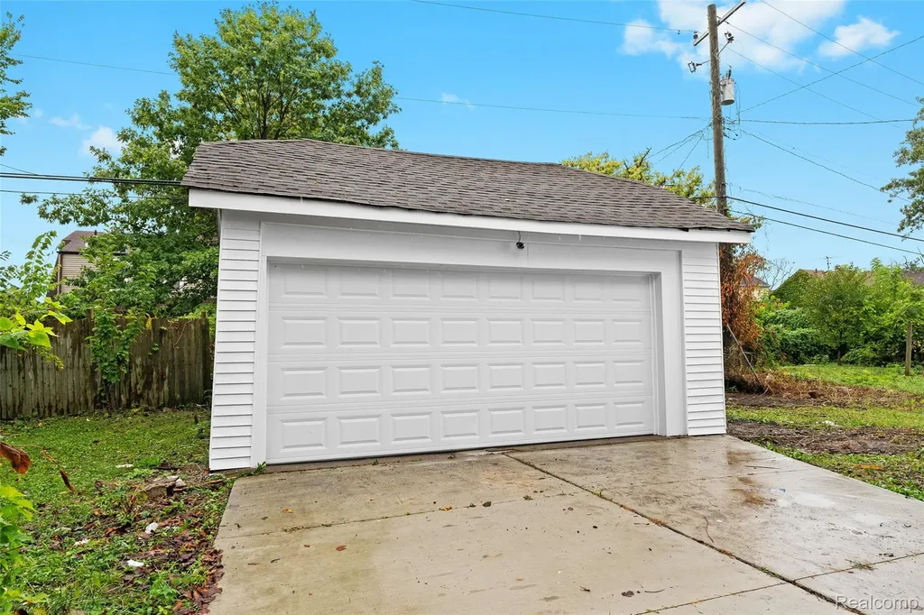 5059 Buckingham Avenue Detroit City MI 48224