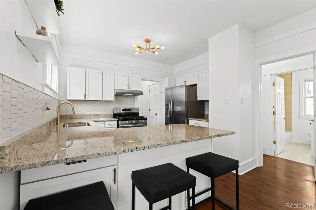 5059 Buckingham Avenue Detroit City MI 48224