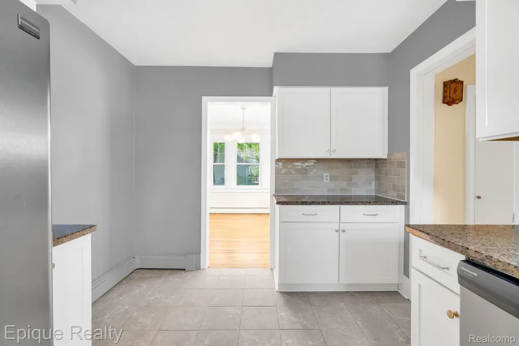 3363 Meinrad Drive Waterford Charter Township MI 48329