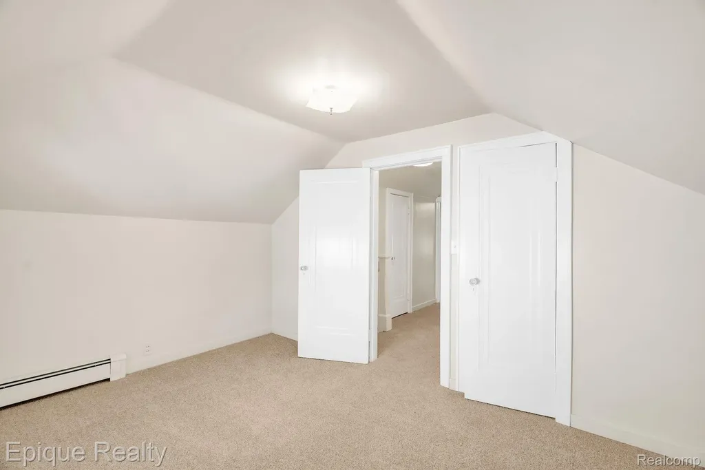 3363 Meinrad Drive Waterford Charter Township MI 48329