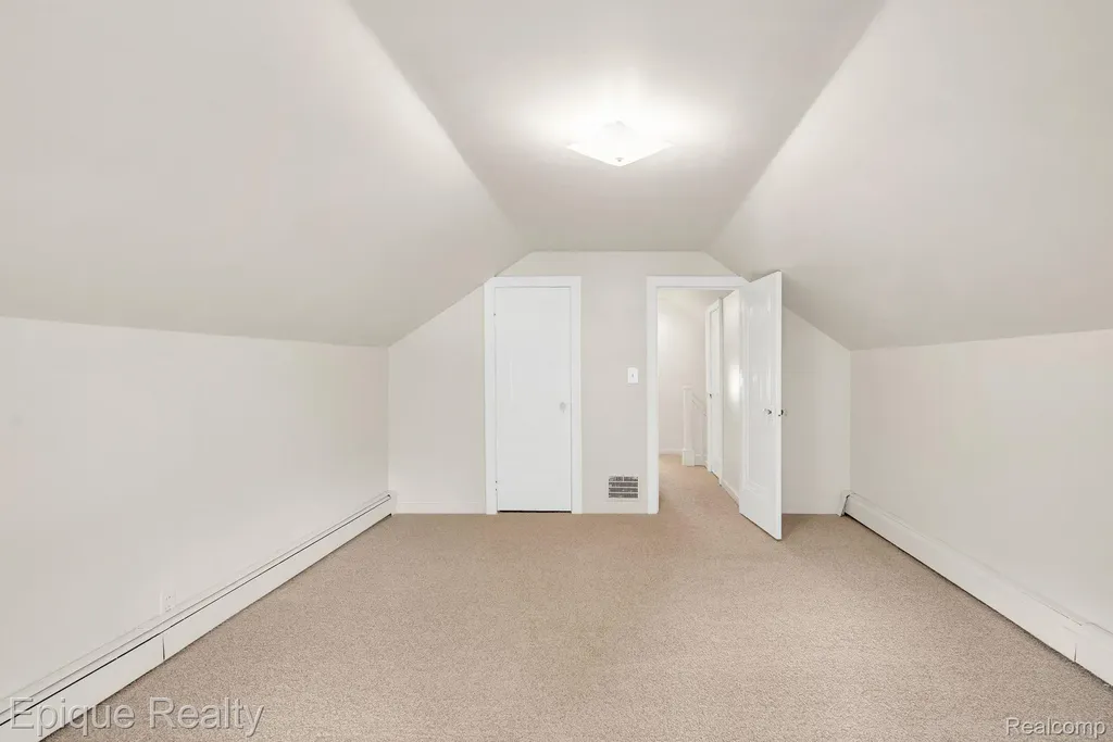 3363 Meinrad Drive Waterford Charter Township MI 48329