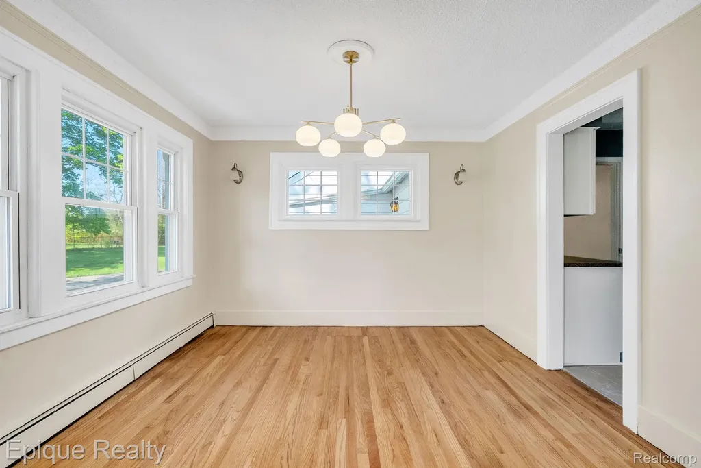 3363 Meinrad Drive Waterford Charter Township MI 48329