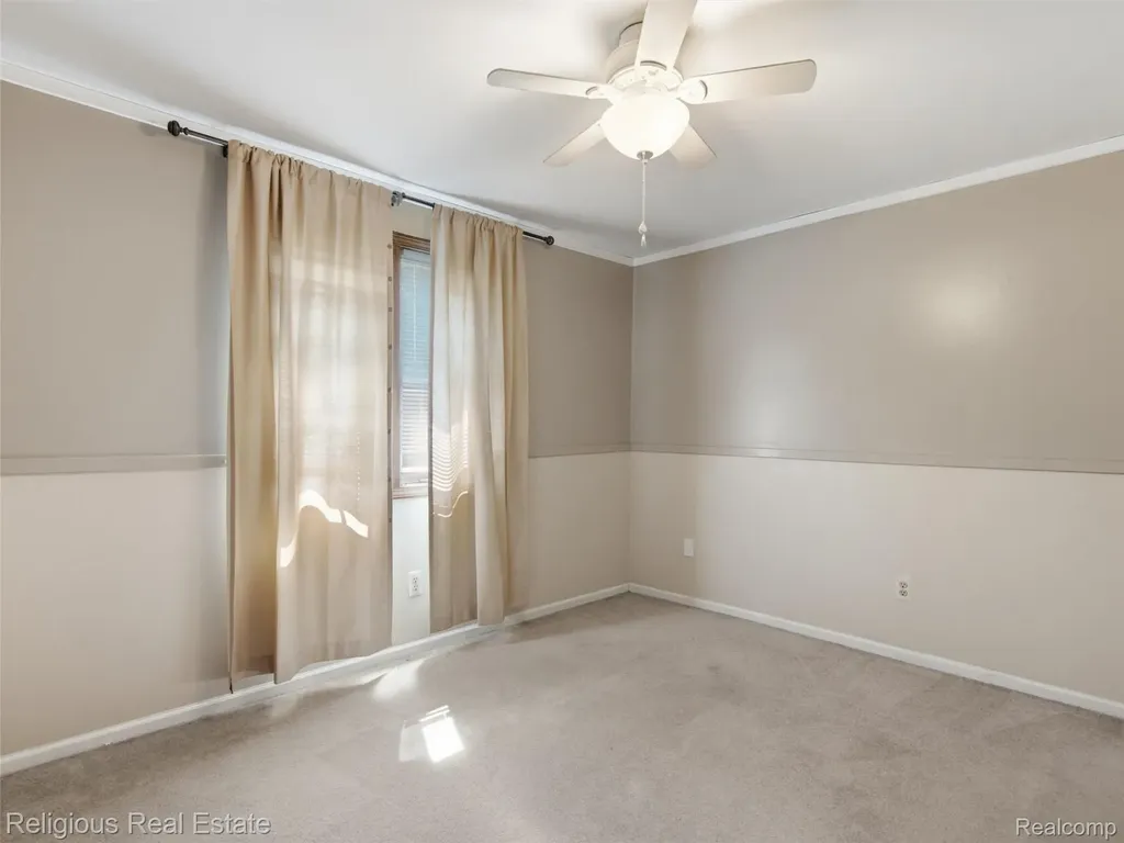 34184 Haldane Drive Livonia City MI 48152