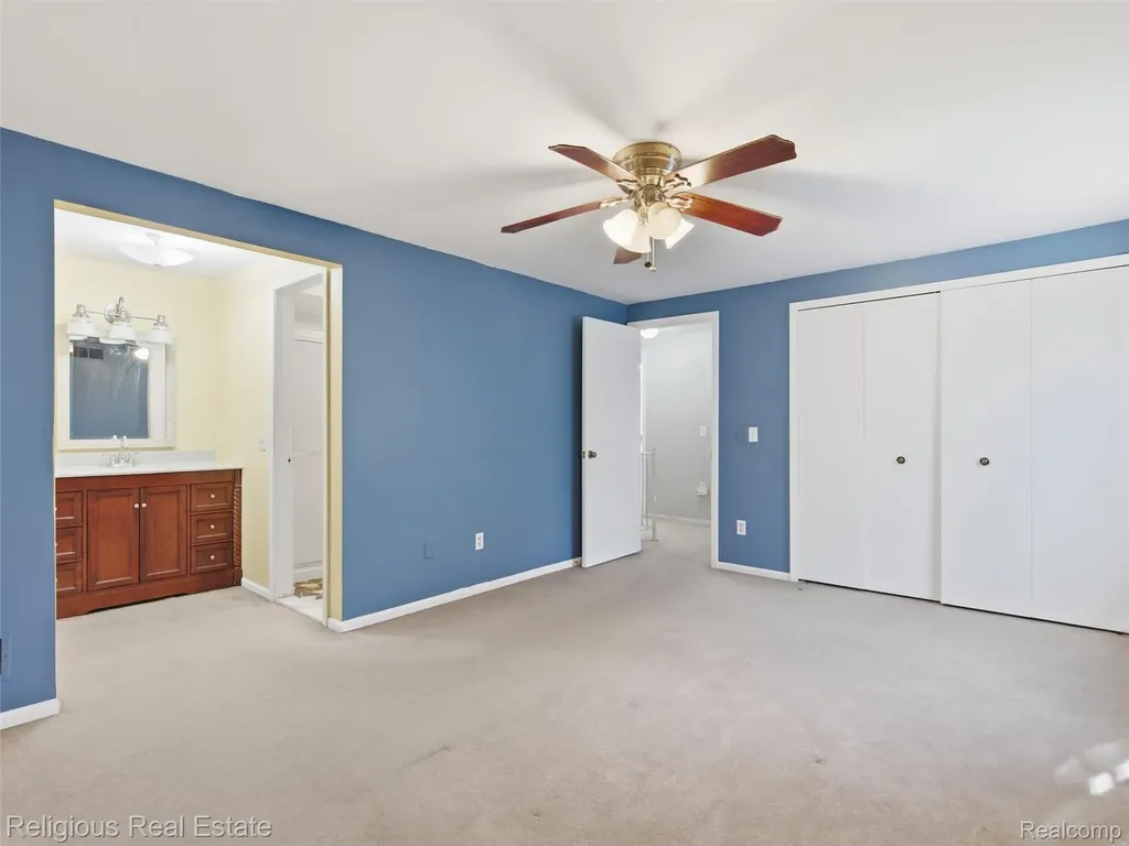 34184 Haldane Drive Livonia City MI 48152