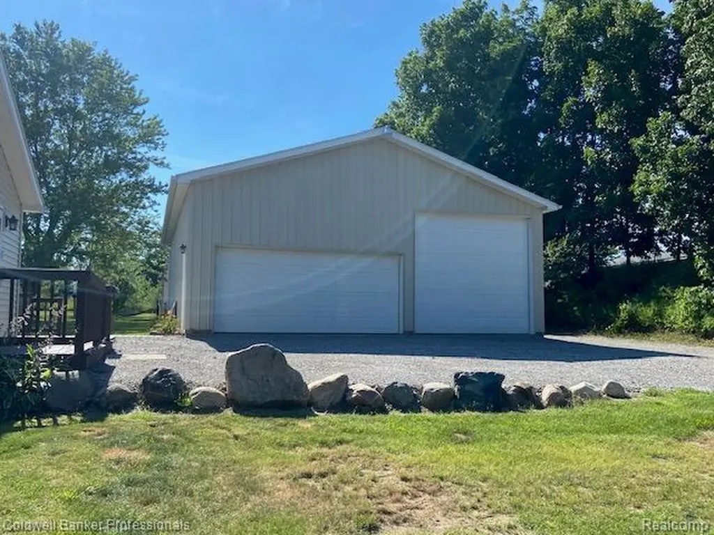 4615 Five Lakes Road Deerfield Township MI 48461