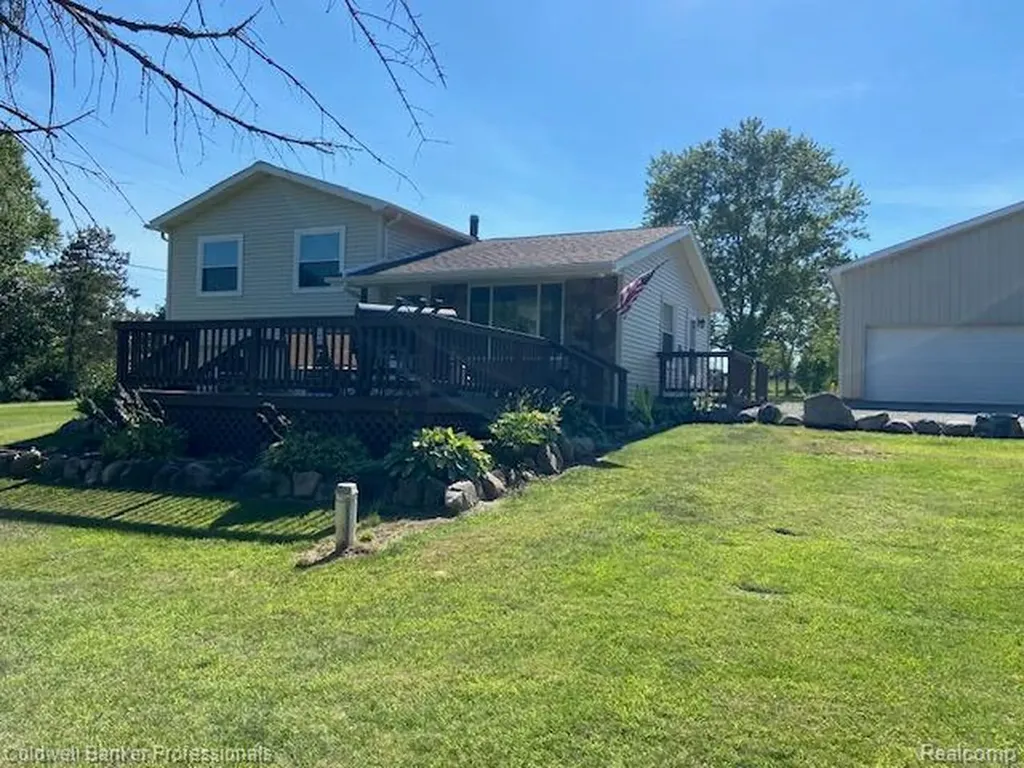 4615 Five Lakes Road Deerfield Township MI 48461