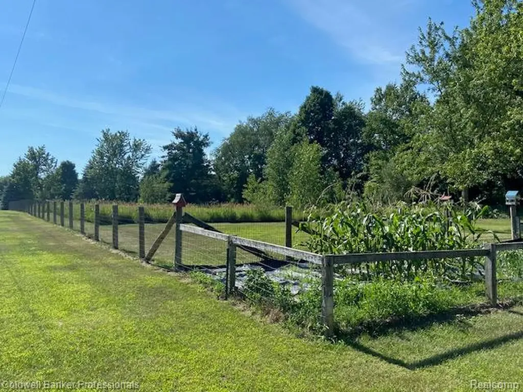 4615 Five Lakes Road Deerfield Township MI 48461