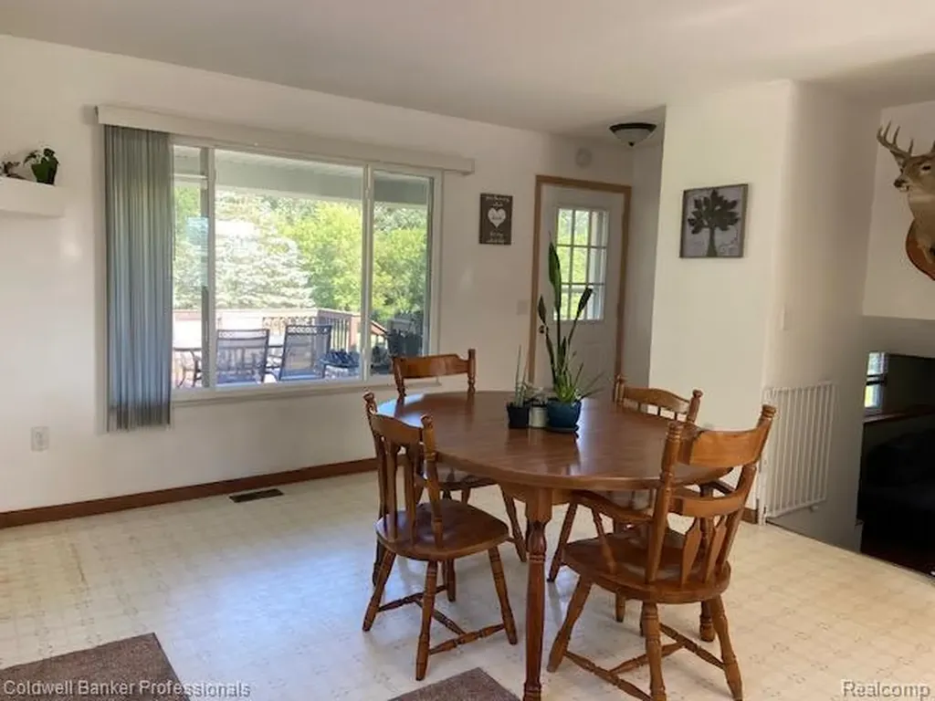 4615 Five Lakes Road Deerfield Township MI 48461