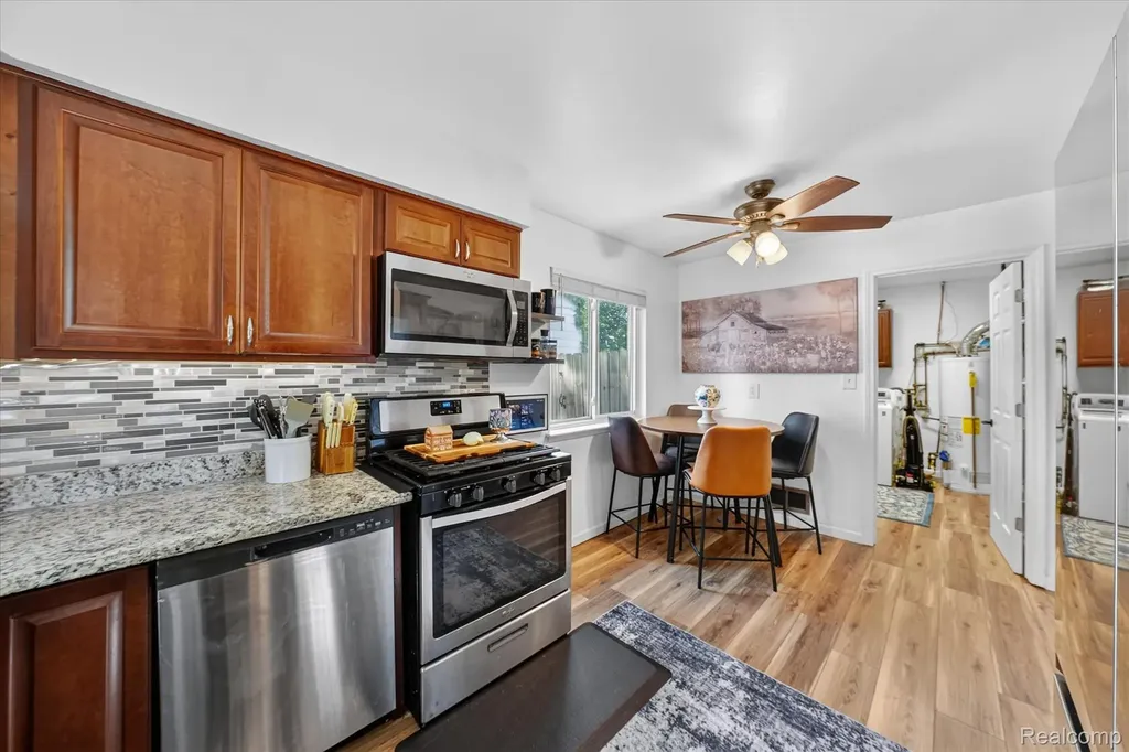7936 Weddel Street Taylor City MI 48180
