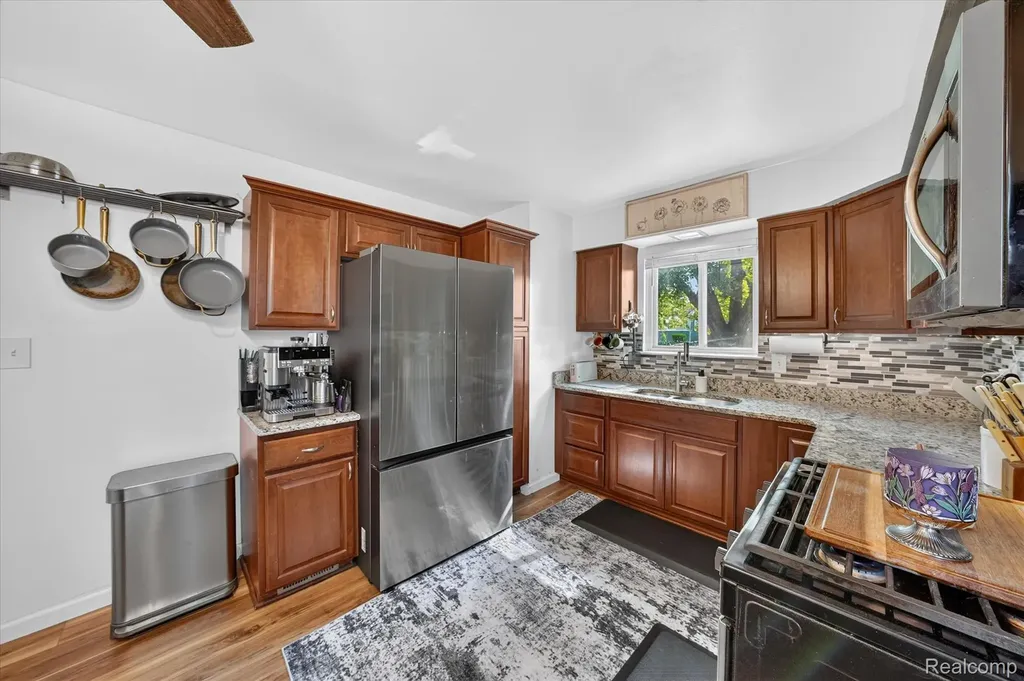 7936 Weddel Street Taylor City MI 48180