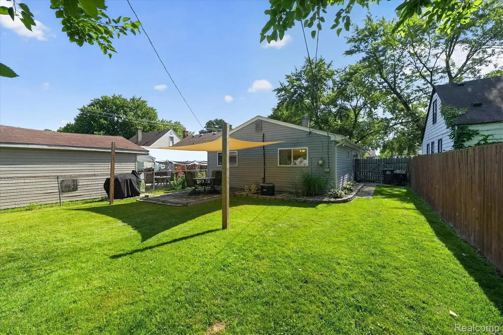 7936 Weddel Street Taylor City MI 48180