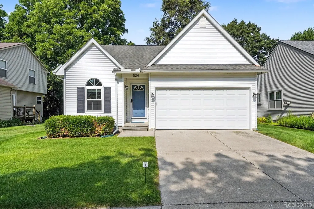 524 Mill Pond Drive Fenton City MI 48430