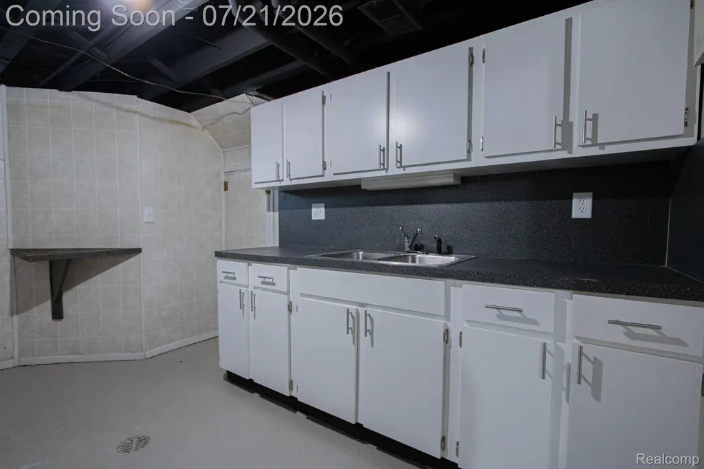 10719 Marne Street Detroit City MI 48084