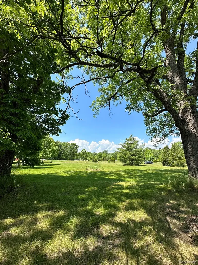 20918 Clark Road Sumpter Township MI 48111