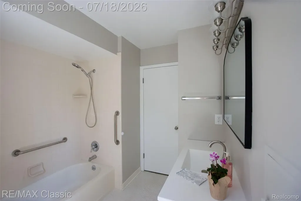 2656 Kathleen Drive Brighton Township MI 48114