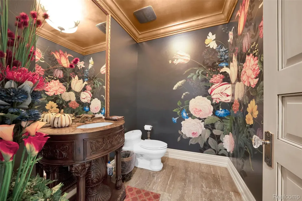 5621 Arbor Bay Court Genoa Township MI 48116