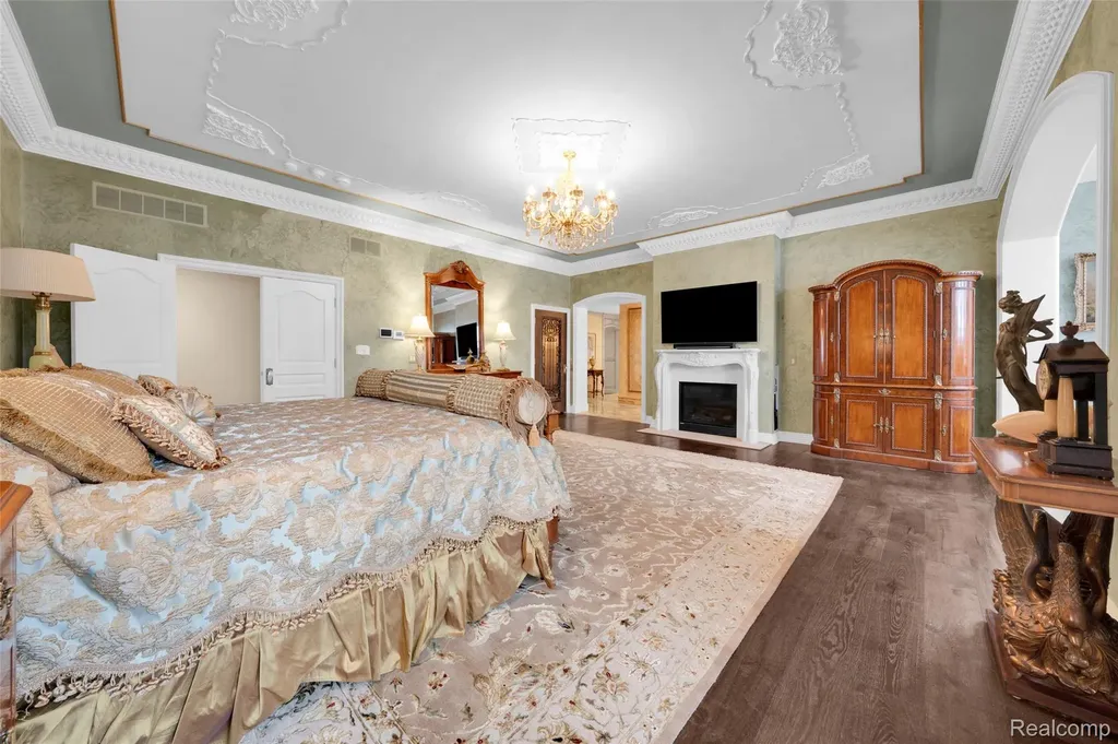 5621 Arbor Bay Court Genoa Township MI 48116