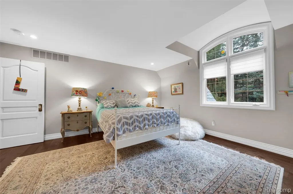 5621 Arbor Bay Court Genoa Township MI 48116
