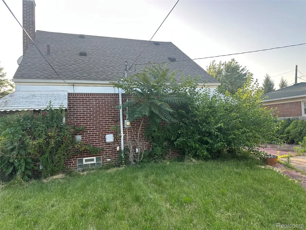 4477 6th Street Ecorse City MI 48229