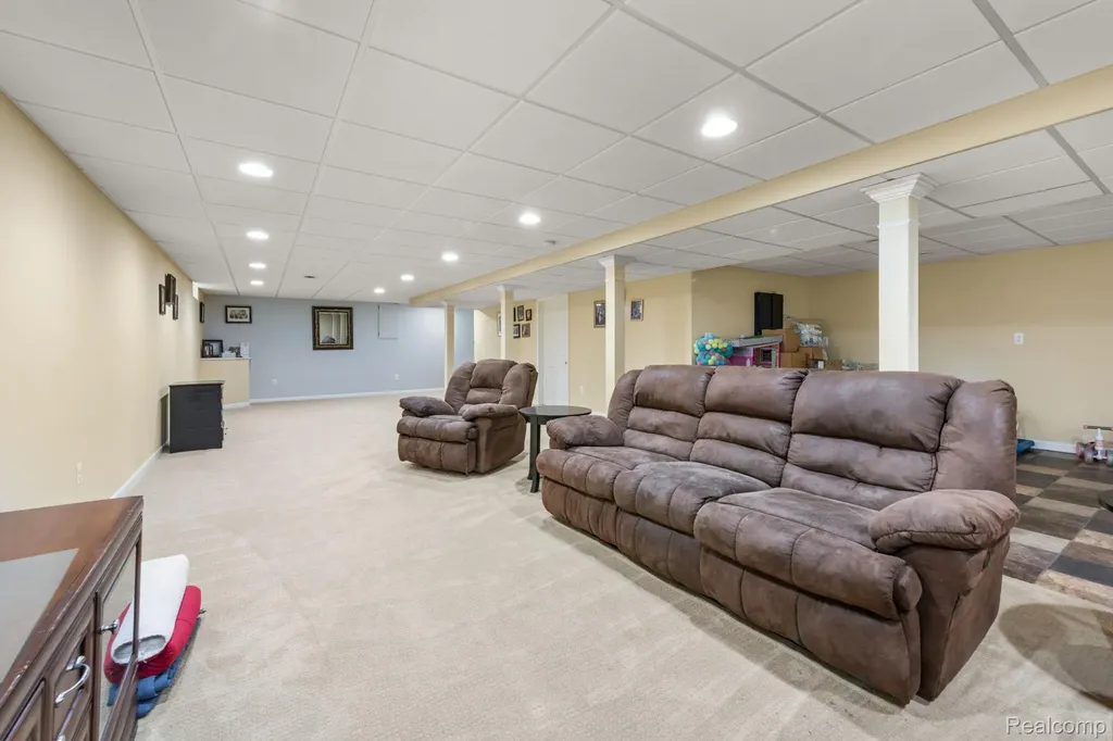 21699 Brookside North Drive Macomb Township MI 48044