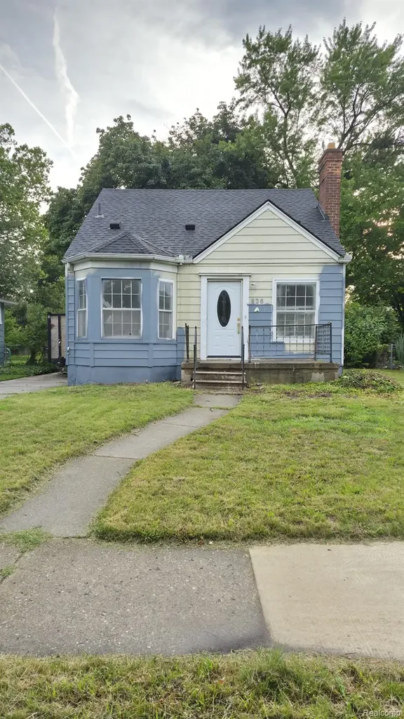 826 Etowah Avenue Royal Oak City MI 48067