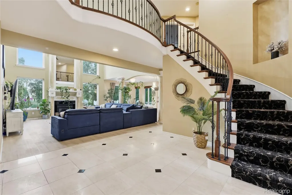 2291 Lake Ridge Drive Grand Blanc Charter Township MI 48439