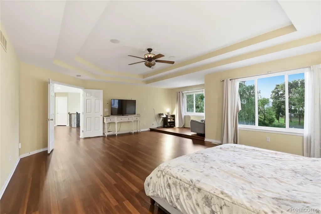 2291 Lake Ridge Drive Grand Blanc Charter Township MI 48439