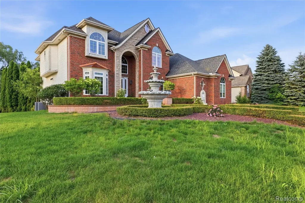 2291 Lake Ridge Drive Grand Blanc Charter Township MI 48439