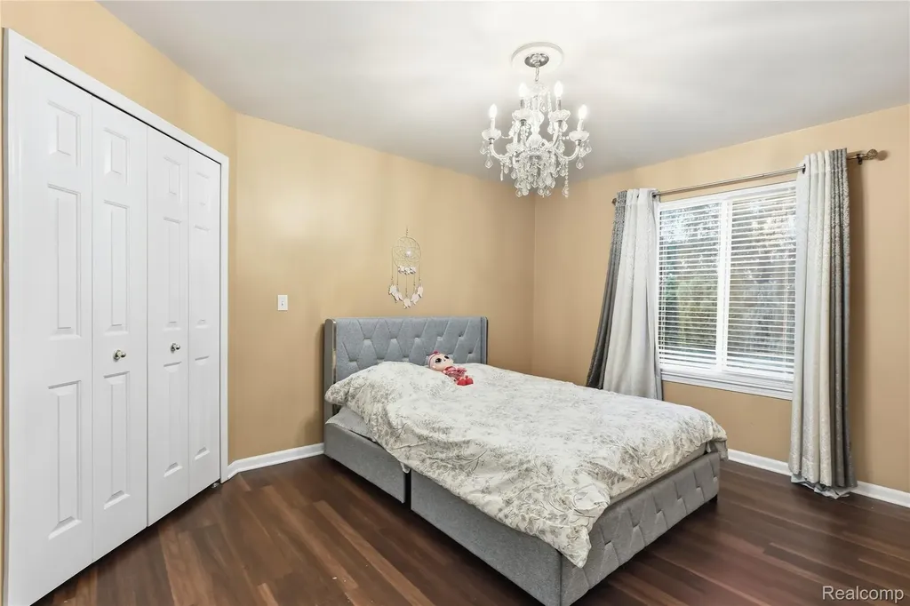 2291 Lake Ridge Drive Grand Blanc Charter Township MI 48439