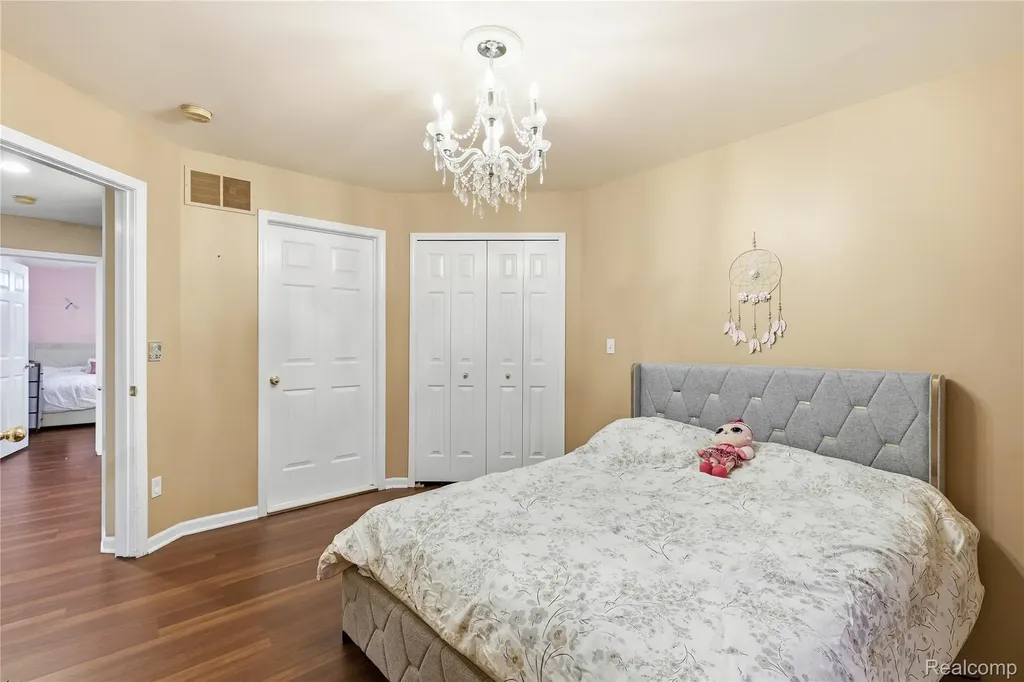 2291 Lake Ridge Drive Grand Blanc Charter Township MI 48439