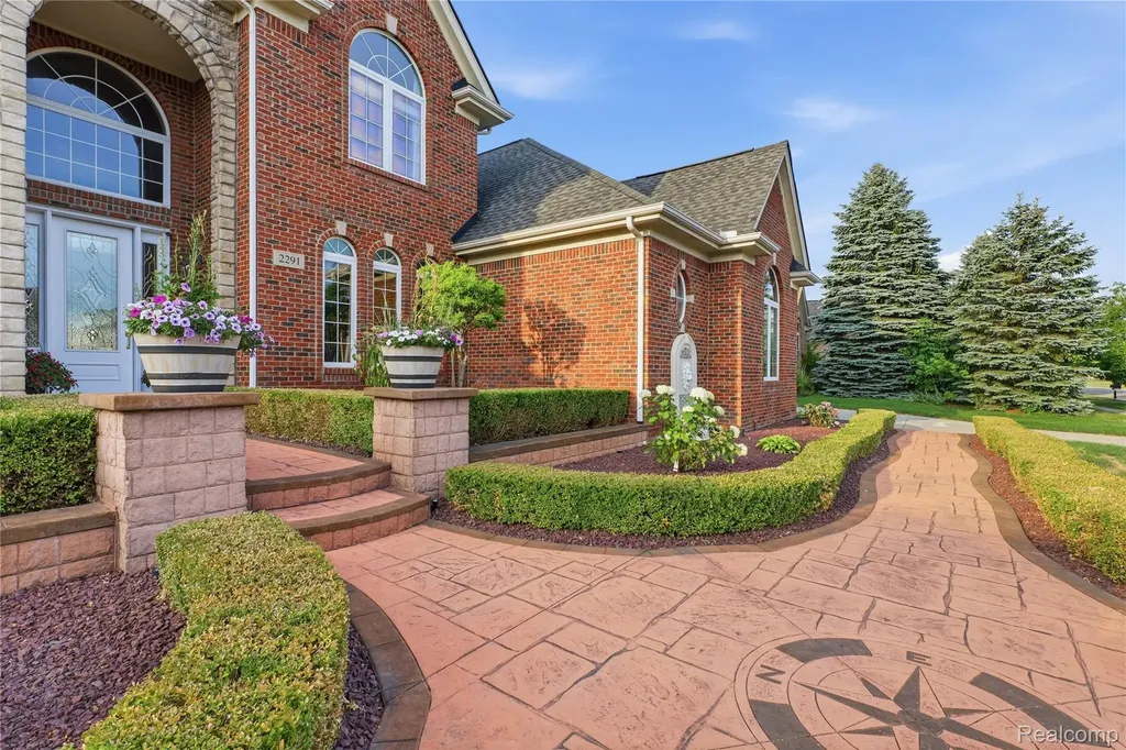 2291 Lake Ridge Drive Grand Blanc Charter Township MI 48439