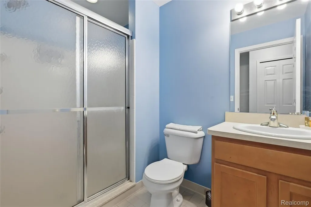 2291 Lake Ridge Drive Grand Blanc Charter Township MI 48439