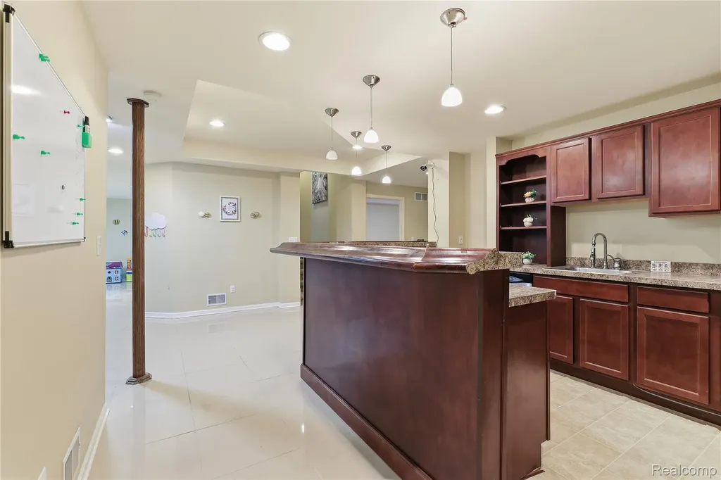 2291 Lake Ridge Drive Grand Blanc Charter Township MI 48439