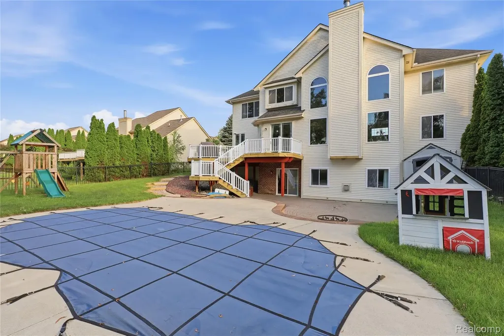 2291 Lake Ridge Drive Grand Blanc Charter Township MI 48439