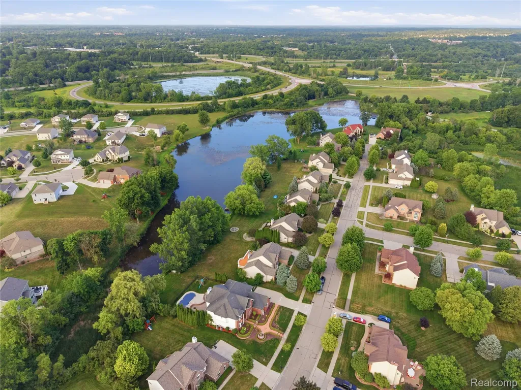 2291 Lake Ridge Drive Grand Blanc Charter Township MI 48439