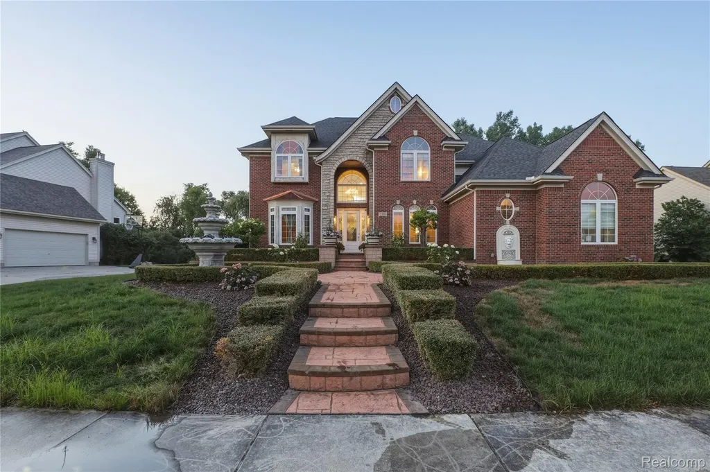 2291 Lake Ridge Drive Grand Blanc Charter Township MI 48439