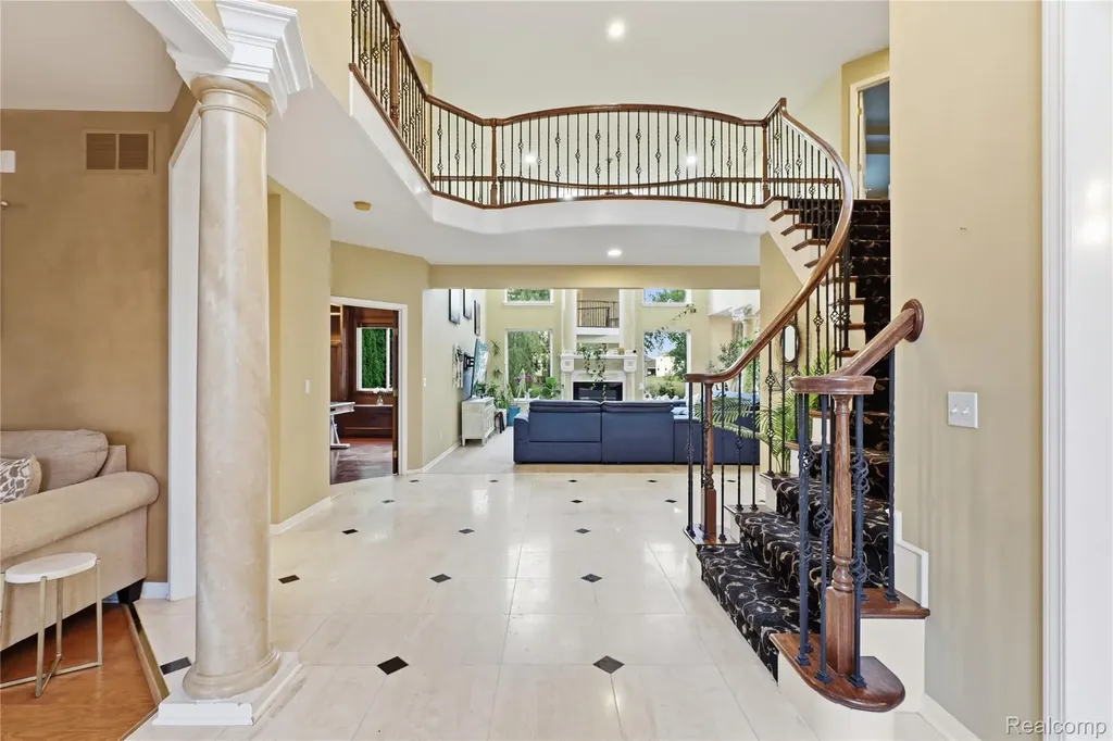 2291 Lake Ridge Drive Grand Blanc Charter Township MI 48439