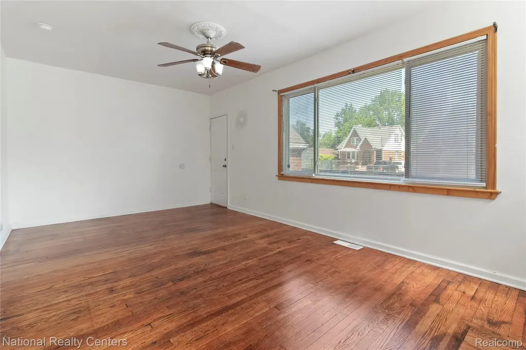 9281 Boleyn Street Detroit City MI 48224