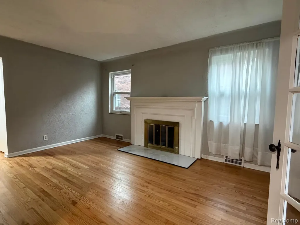 10441 Roxbury Street Detroit City MI 48224