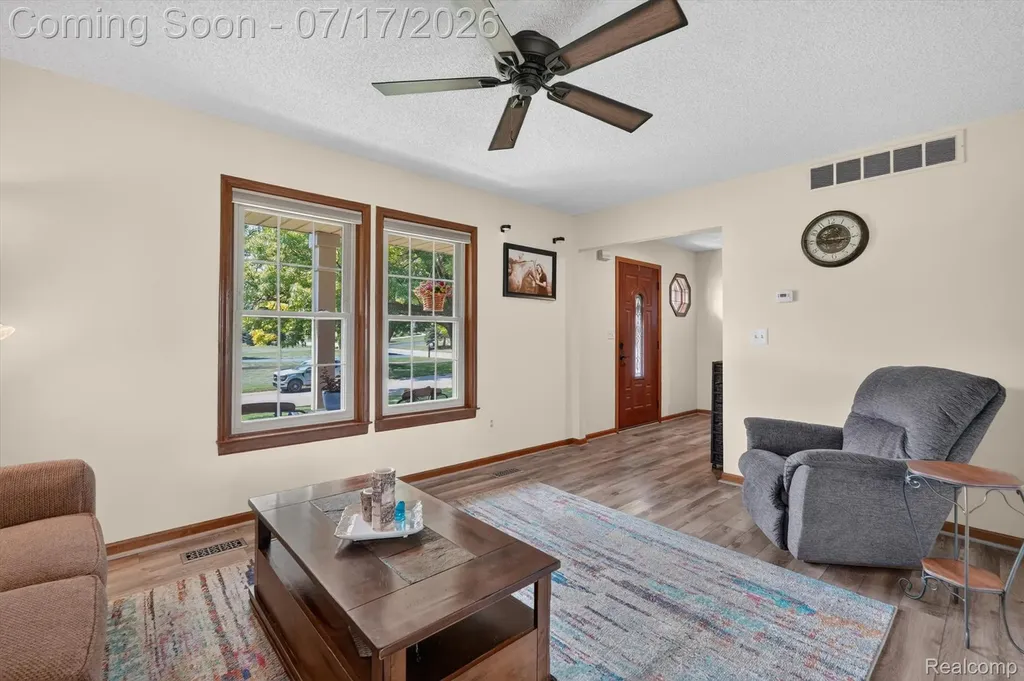 60309 Lamplighter Drive Lyon Charter Township MI 48165