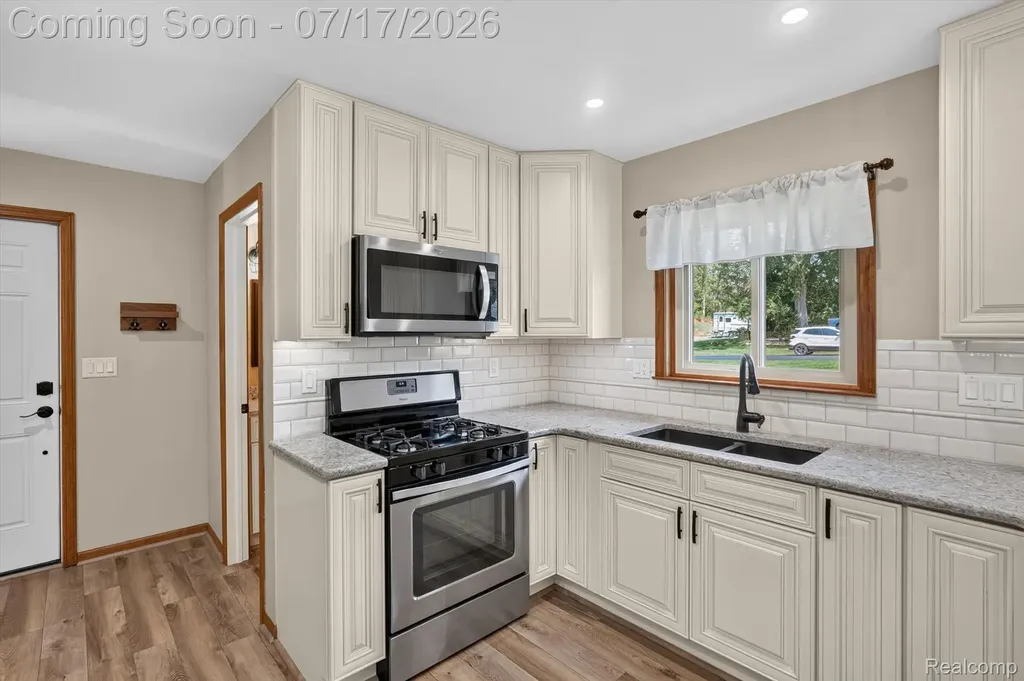 60309 Lamplighter Drive Lyon Charter Township MI 48165