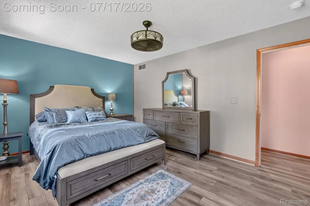 60309 Lamplighter Drive Lyon Charter Township MI 48165
