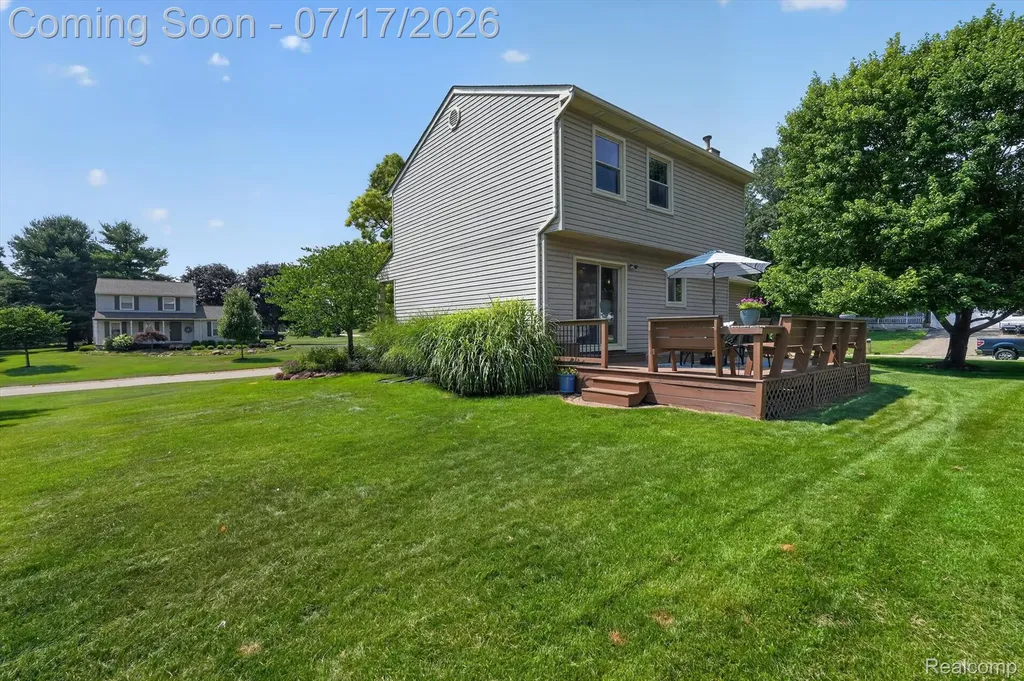 60309 Lamplighter Drive Lyon Charter Township MI 48165