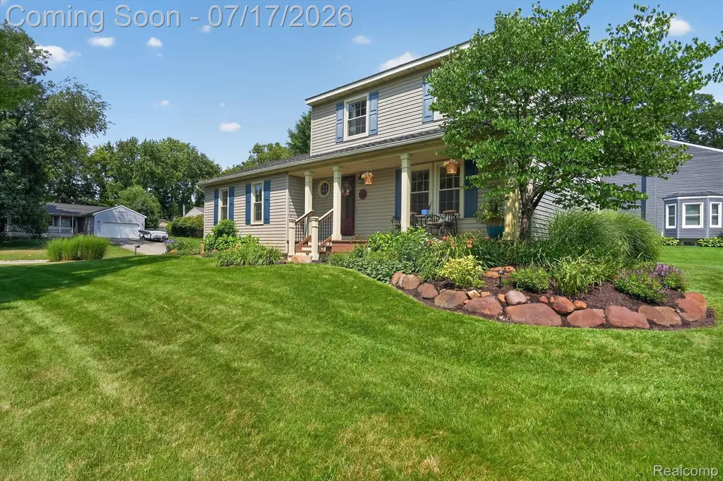 60309 Lamplighter Drive Lyon Charter Township MI 48165